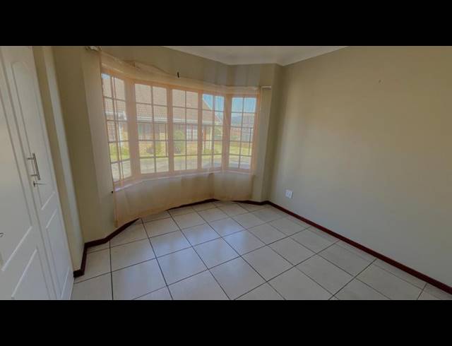 3 BEDROOM TOWNHOUSE FOR SALE IN PELHAM